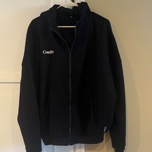 Comfrt zip up hoodie. Size small black.